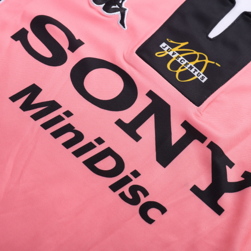Retro Juventus Away Long Sleeve Jersey 1997/98 Retro Juventus Away Long Sleeve Jersey 1997/98