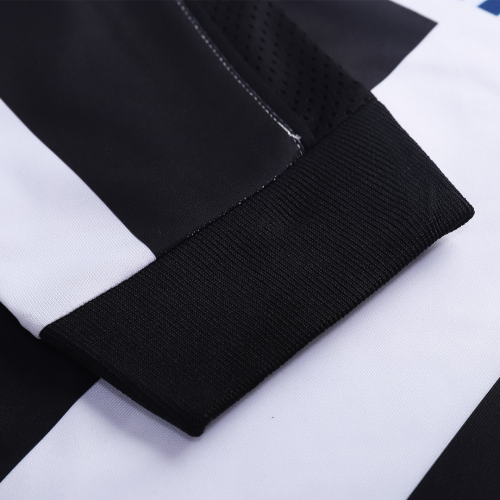 Retro Juventus Home Long Sleeve Jersey 1997/98 Retro Juventus Home Long Sleeve Jersey 1997/98