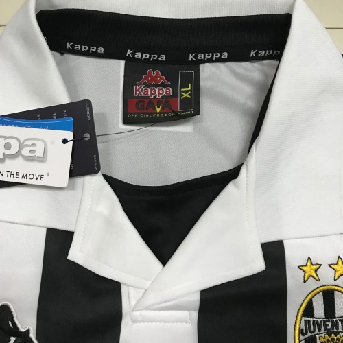Retro Juventus Home Jersey 1999/00 Retro Juventus Home Jersey 1999/00