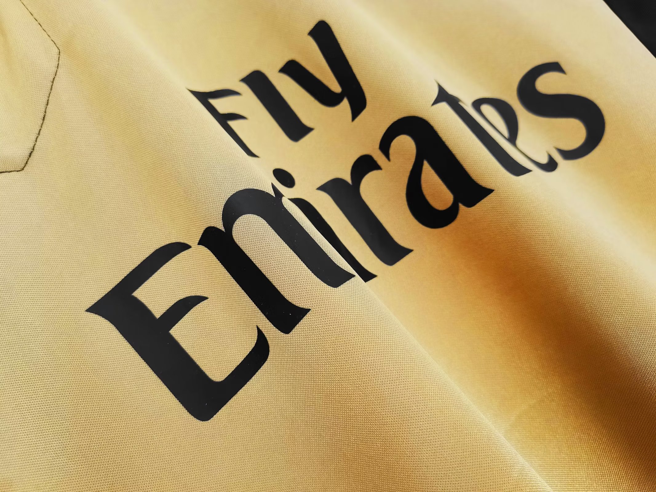 Retro AC Milan Third Jersey 2013/14 Retro AC Milan Third Jersey 2013/14
