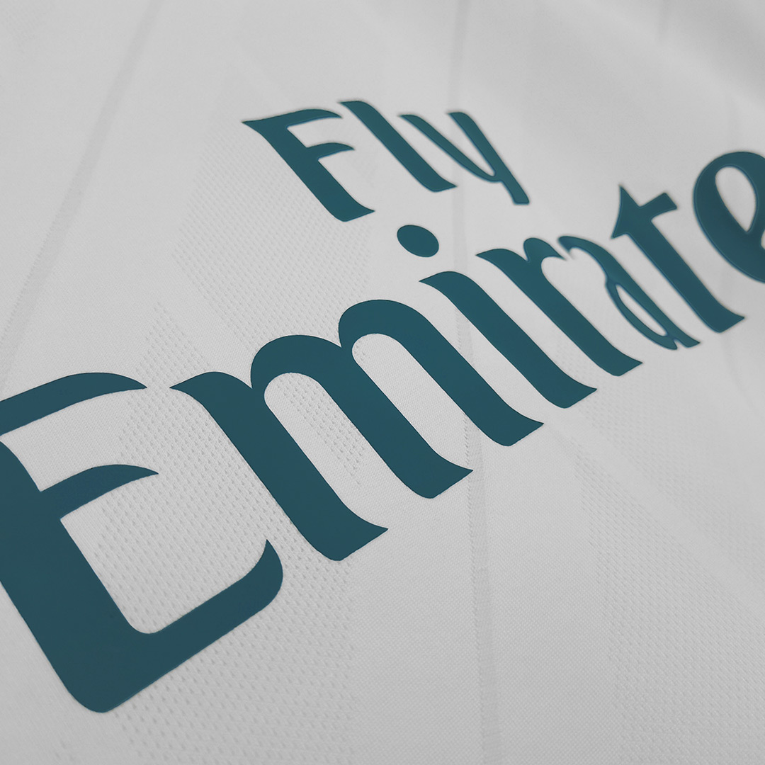 RONALDO #7 Retro Real Madrid Home Long Sleeve Jersey 2017/18 RONALDO #7 Retro Real Madrid Home Long Sleeve Jersey 2017/18