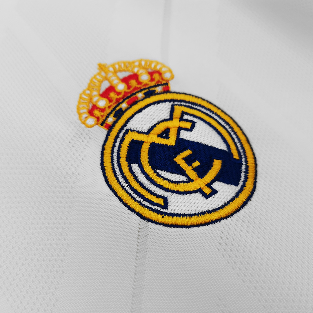 RONALDO #7 Retro Real Madrid Home Long Sleeve Jersey 2017/18 RONALDO #7 Retro Real Madrid Home Long Sleeve Jersey 2017/18