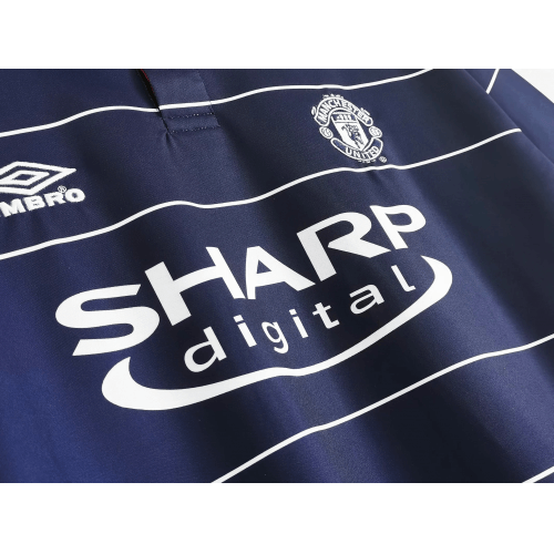 Solskjaer #20 Retro Manchester United Away Jersey 1999/00 Solskjaer #20 Retro Manchester United Away Jersey 1999/00