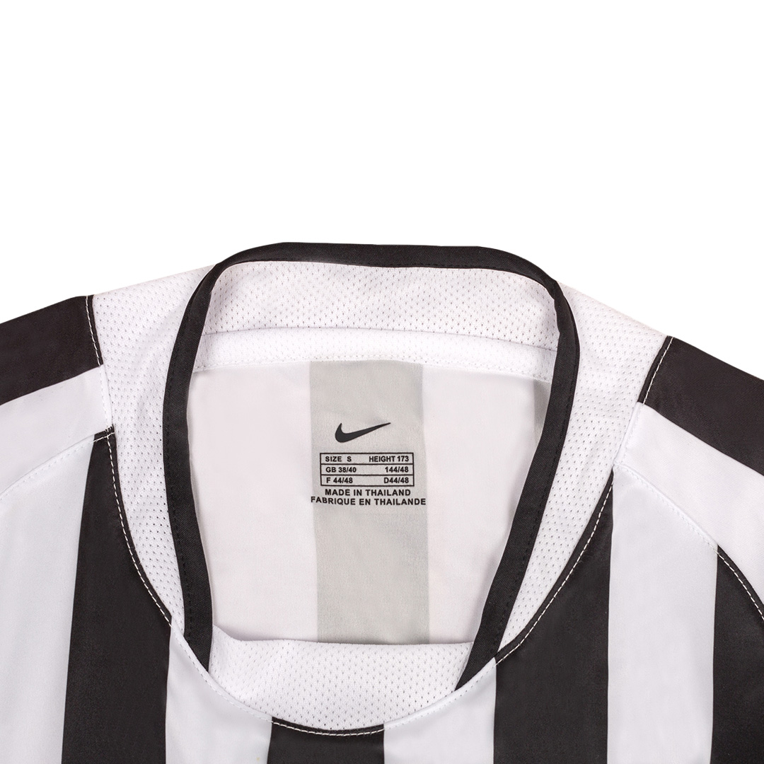 NEDVED #11 Retro Juventus Home Jersey 2003/04 NEDVED #11 Retro Juventus Home Jersey 2003/04
