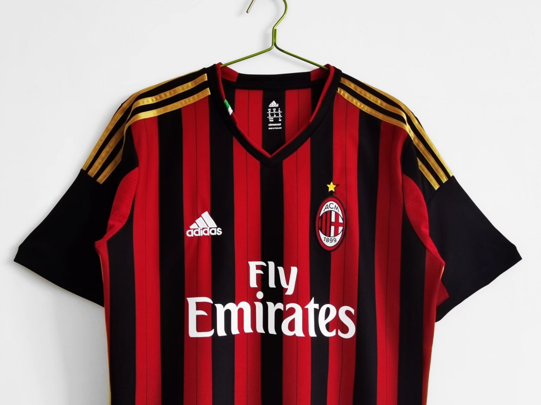 KAKA' #22 Retro AC Milan Home Jersey 2013/14 KAKA' #22 Retro AC Milan Home Jersey 2013/14