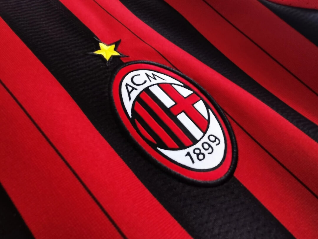 KAKA' #22 Retro AC Milan Home Jersey 2013/14 KAKA' #22 Retro AC Milan Home Jersey 2013/14