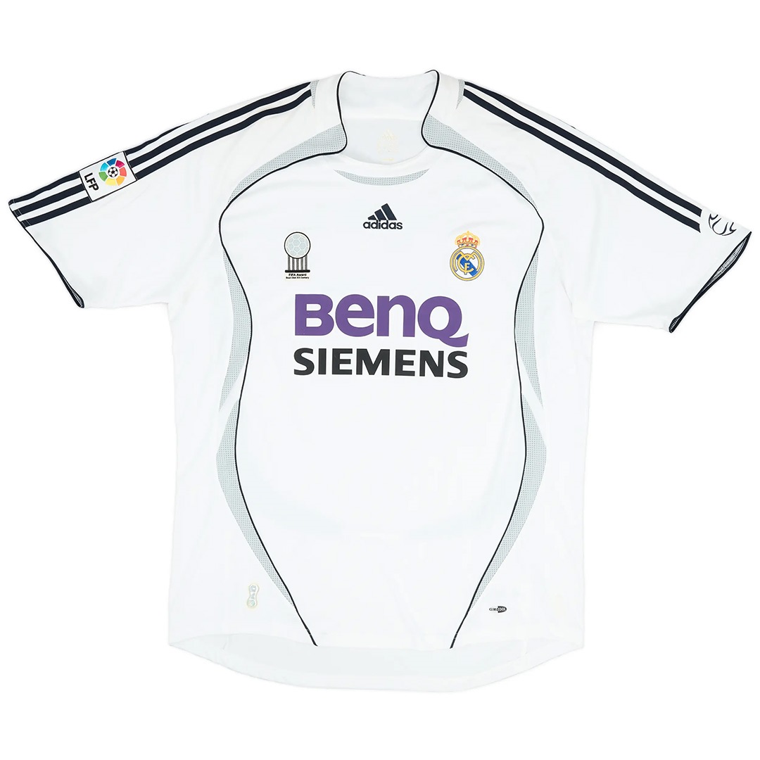 Ronaldo #9 Retro Real Madrid Home Jersey 2006/07