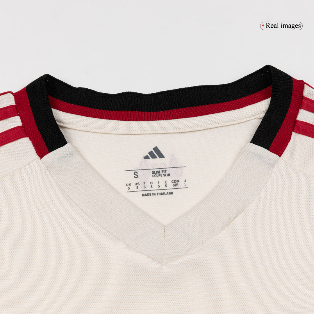 Liverpool Away Jersey Full Kit 2025/26 Liverpool Away Jersey Full Kit 2025/26