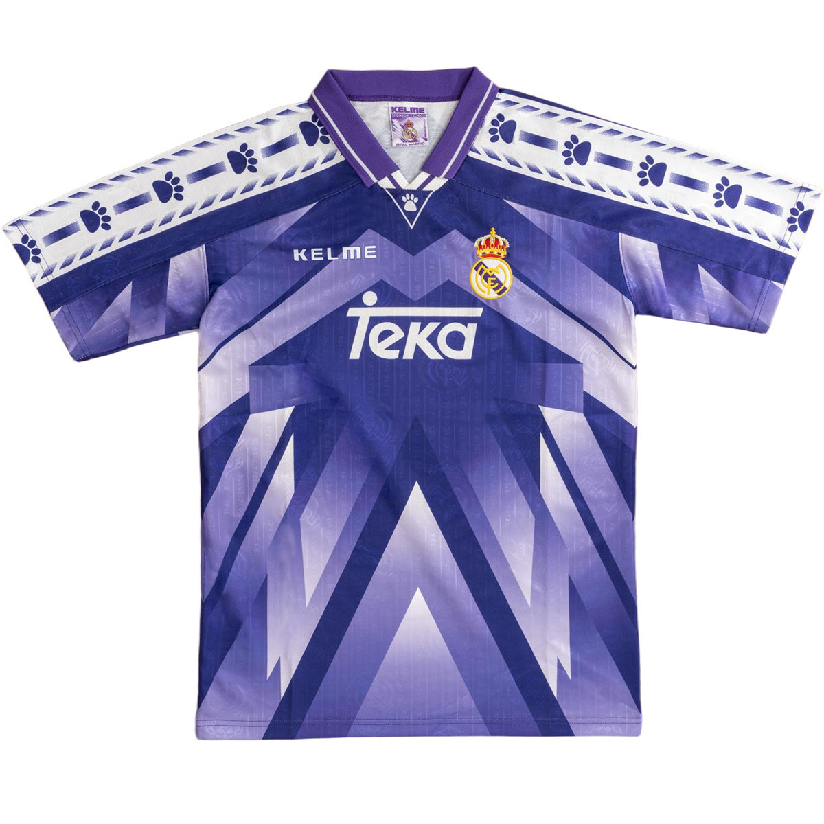 Retro Real Madrid Away Jersey 1996/97 Retro Real Madrid Away Jersey 1996/97